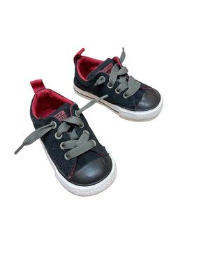 Baby Converse All Star Sneakers in Black and Red Low Top Size 5